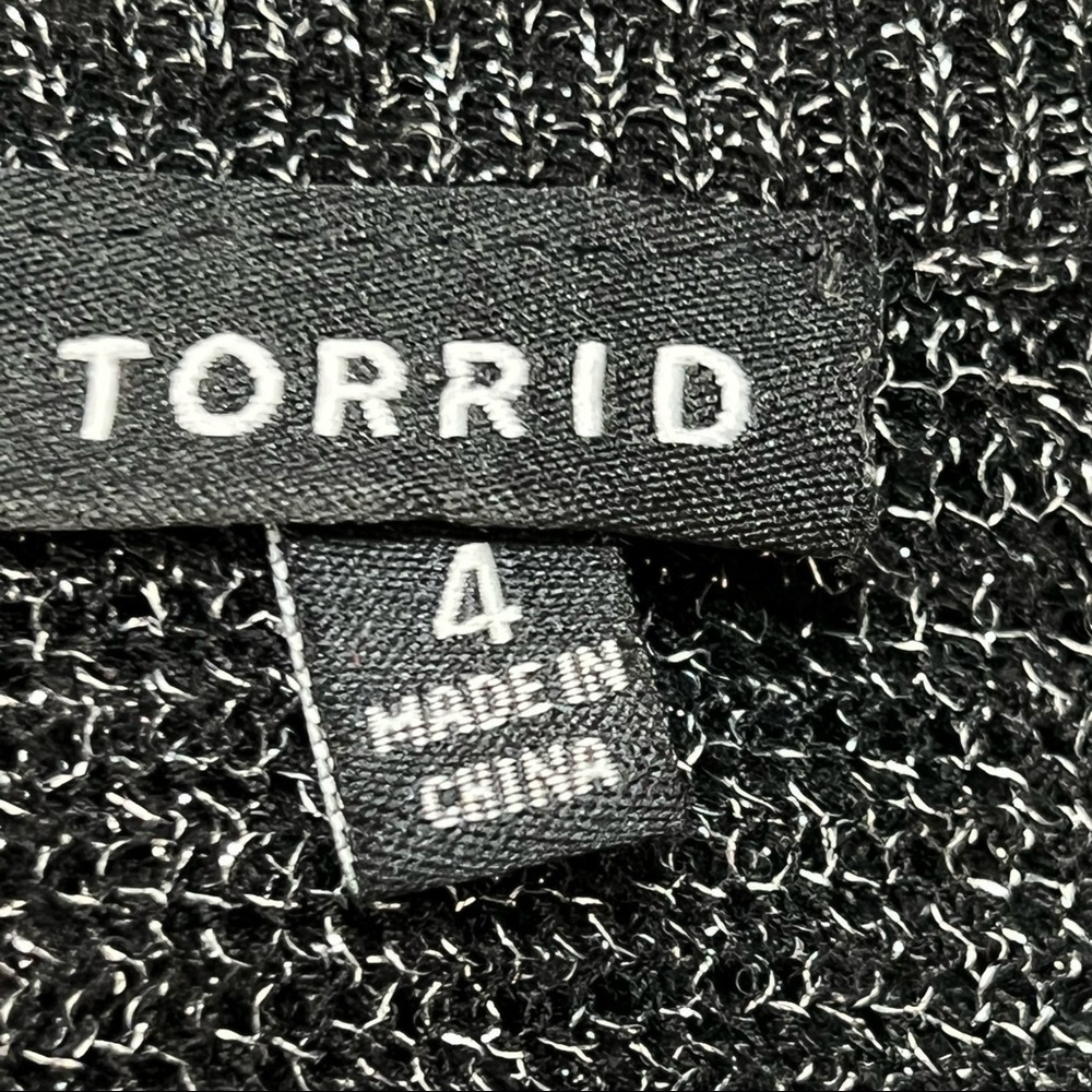 Torrid Black V Neck Metallic Shimmer Dolman Sleeve Top - Picture 10 of 10